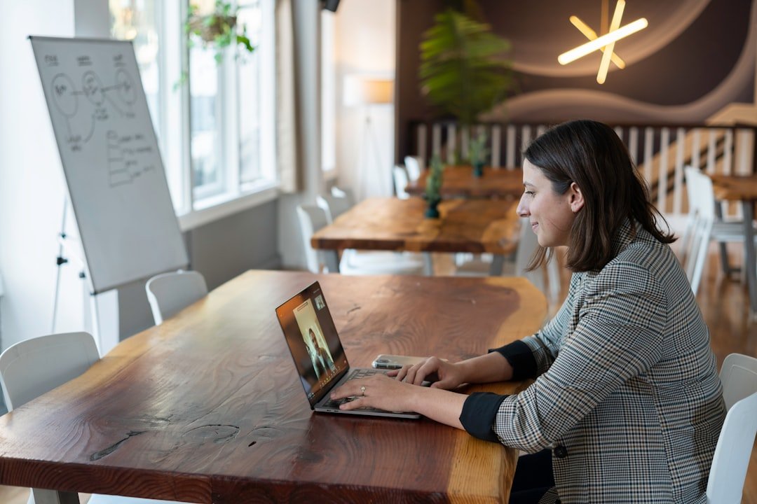 Top Alternatives to GPT for SaaS Chat Solutions